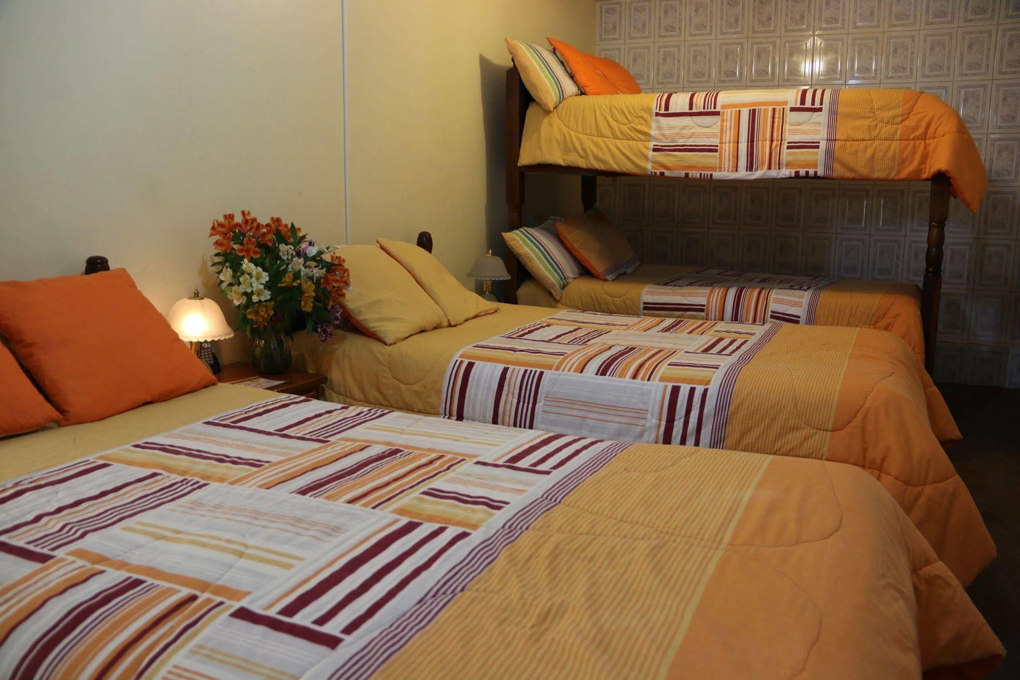 Hotel Residencial El Viajero Tababela Kültér fotó